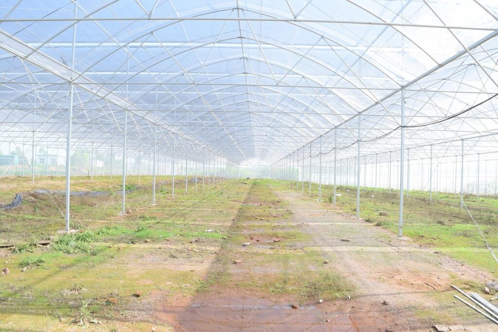 watering system for small greenhouse