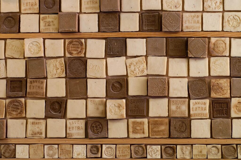 Salt and vinegar soap
