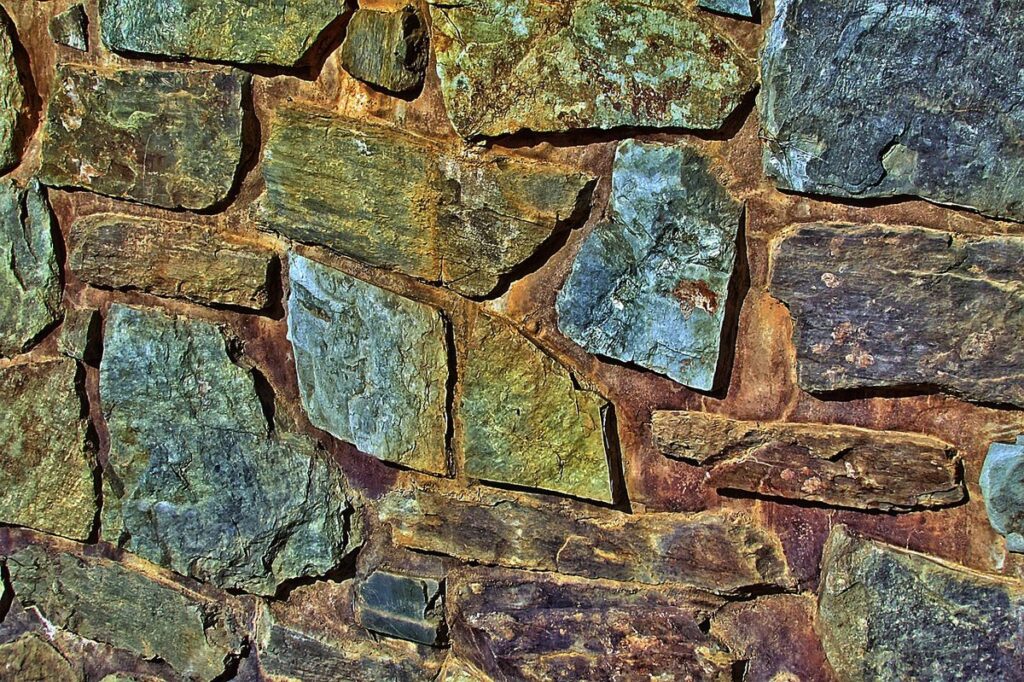 dry stone walls in gardens