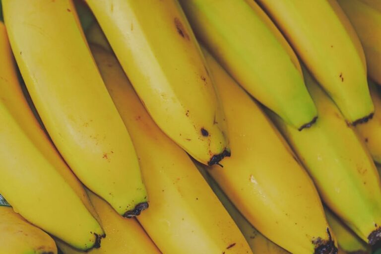 banana skin for plants