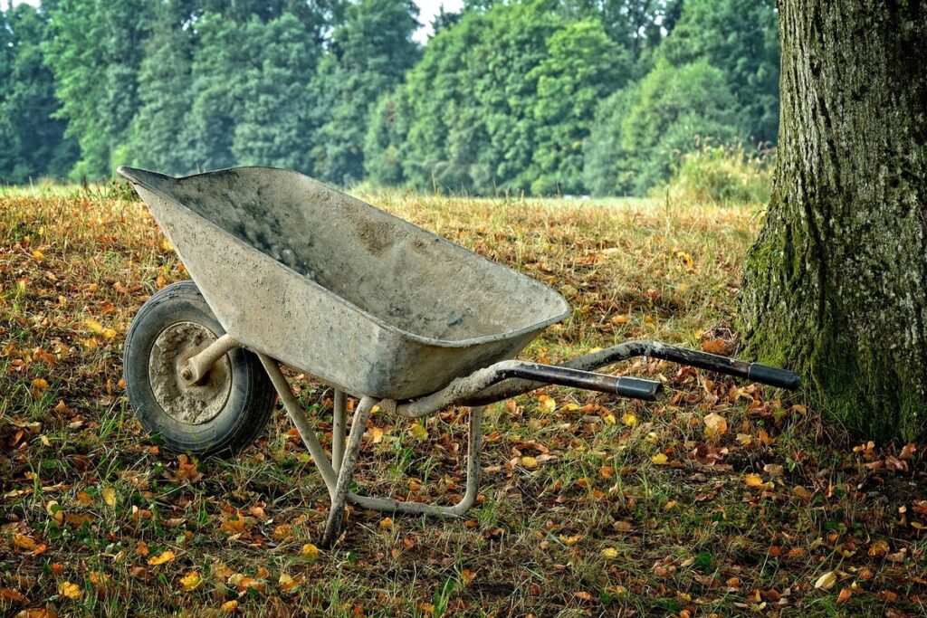 wheelbarrow move